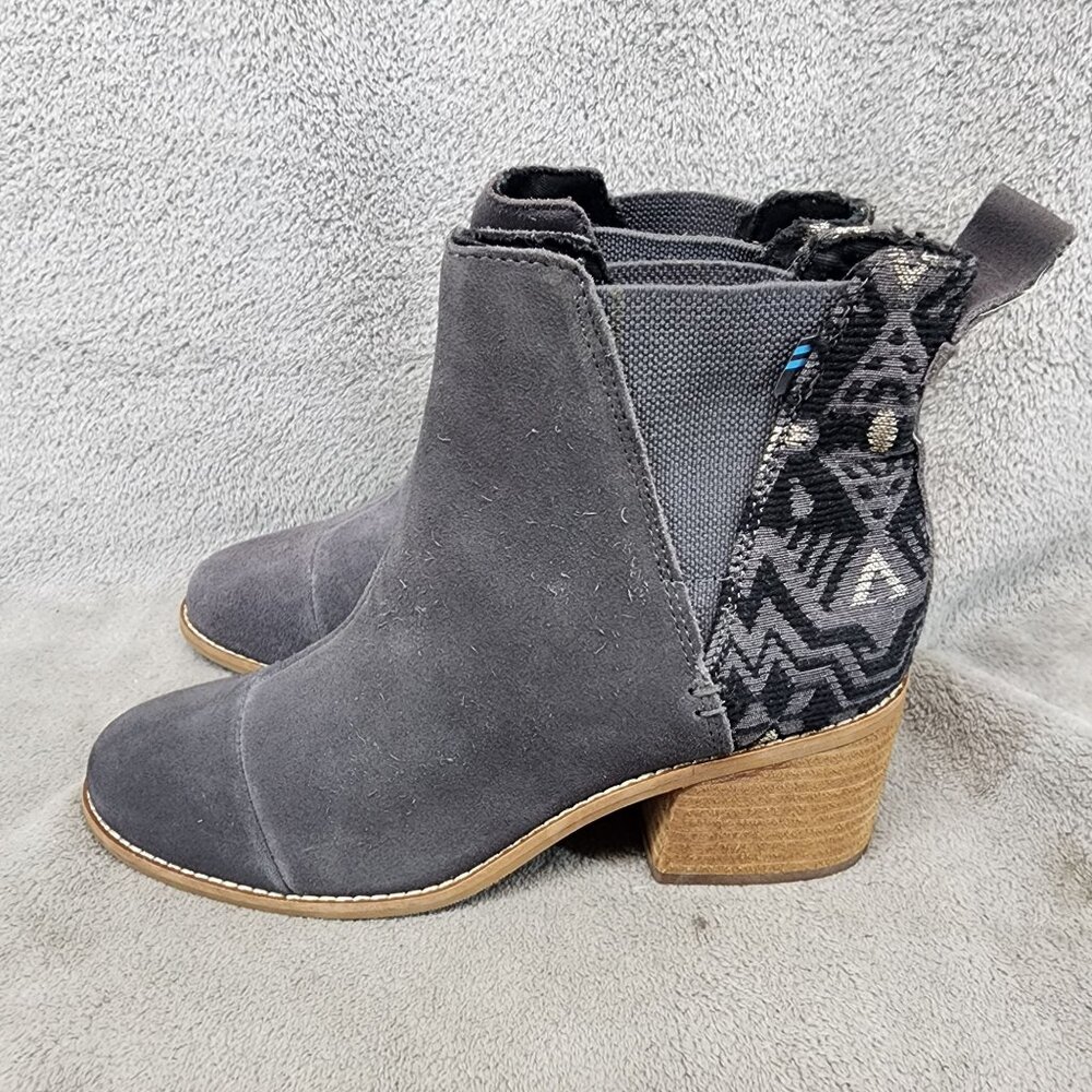 Toms Shoes Womens Size 7.5 Gray Aztec Suede Esme Blue Tab Chelsea Ankle Boots